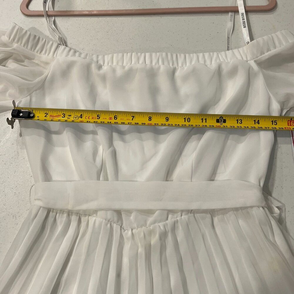 BISOU BISOU Off White Chiffon Off shoulder Pleated bottom Maxi long formal dress - Picture 4 of 7